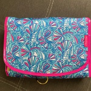 Lilly Pulitzer NWT hanging valet case